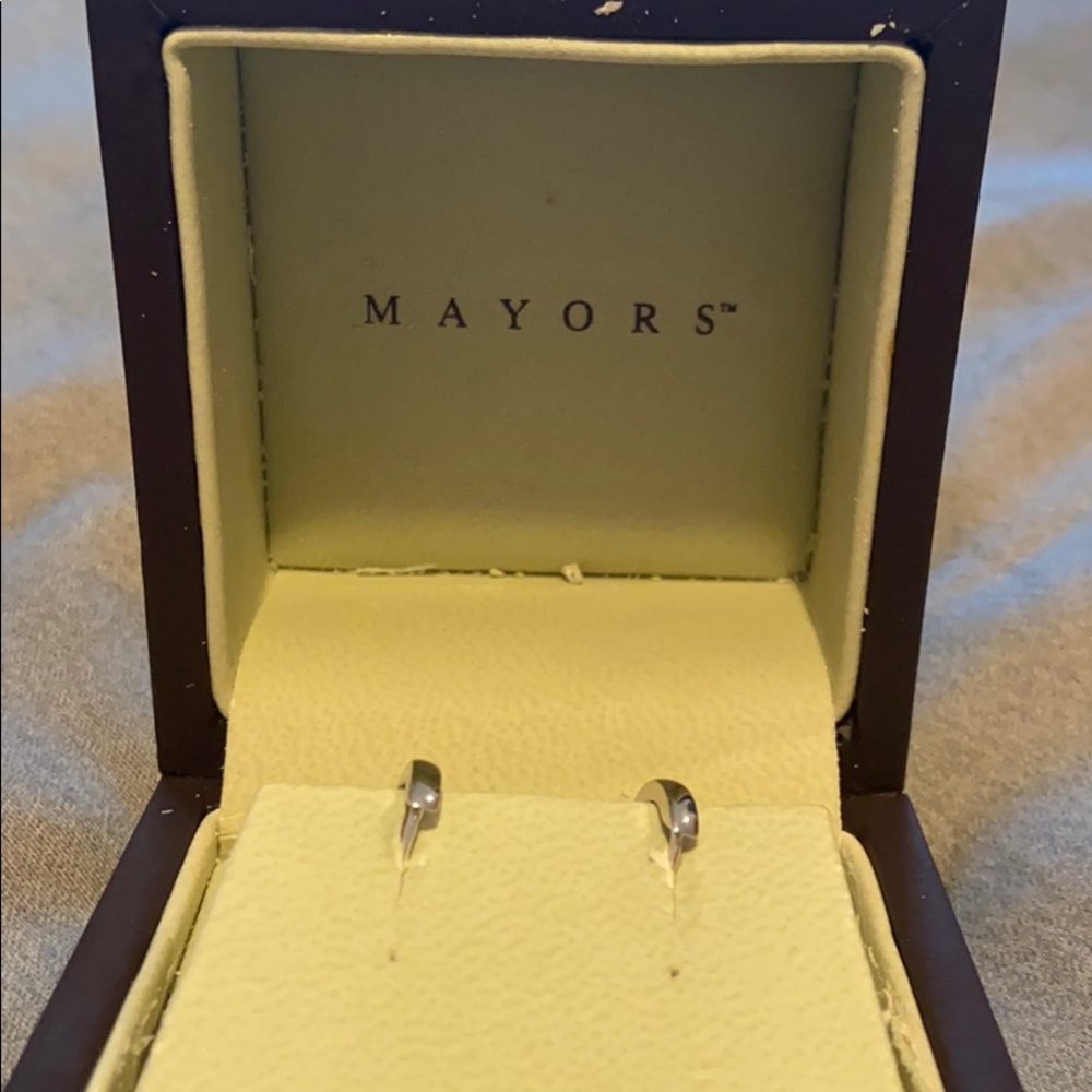 Mayors earrings